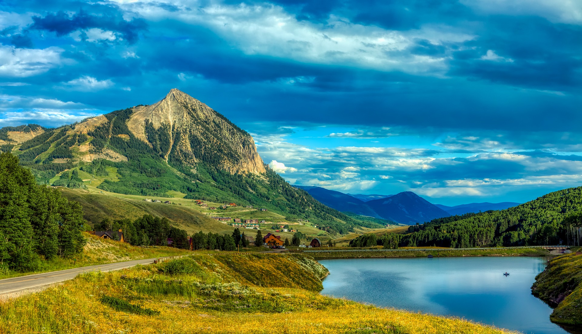 crested-butte-area-guide-l-iron-horse-property-management